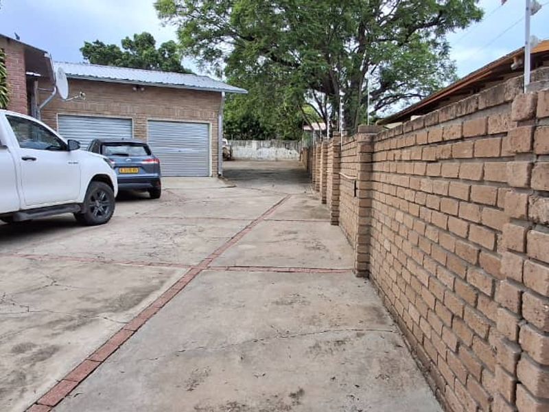 Grootfontein - Beautiful Family Home For Sale - Photo 3