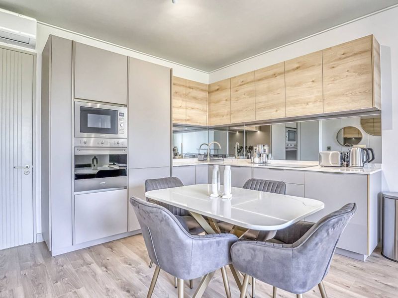 EXECUTIVE FULLY FURNISHED  2 BED APARTMENT AT ONE ROSEBANK - Photo 9