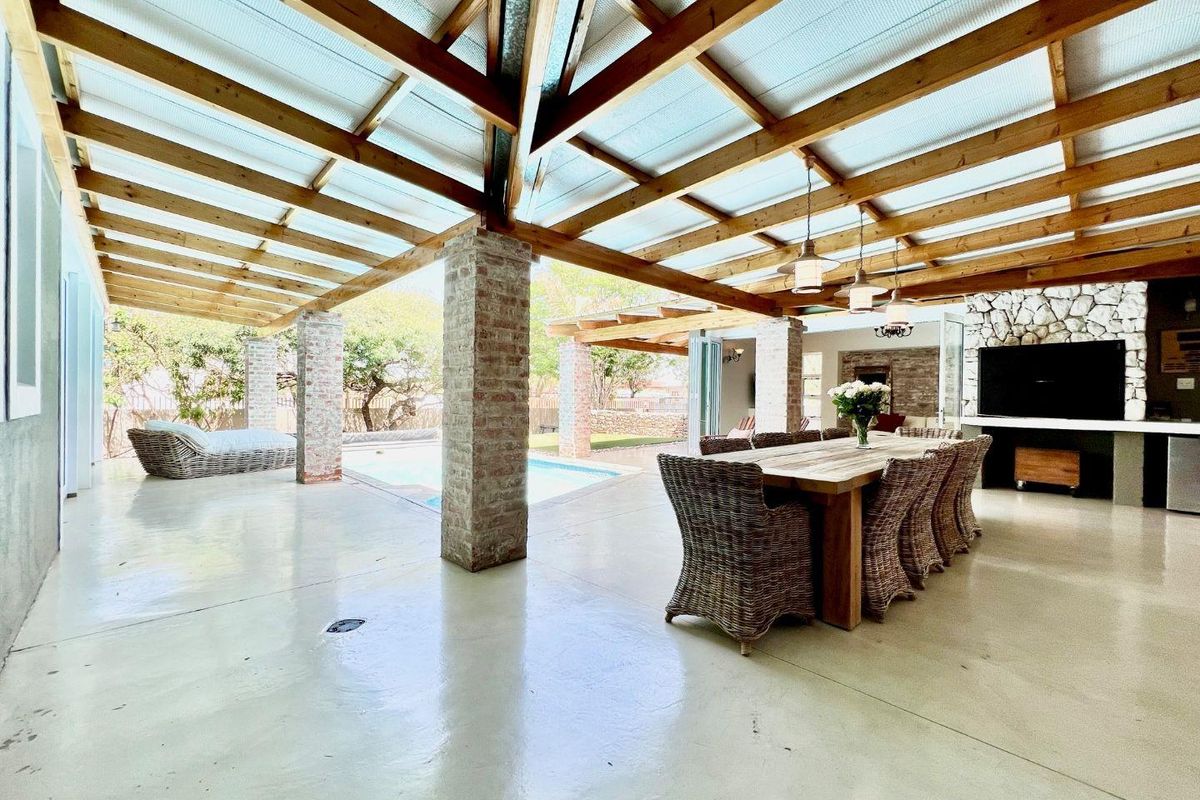 5 Bedroom House for Sale in Lugwigsdorf - Photo 4