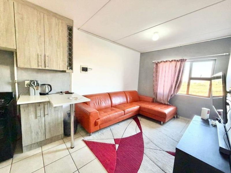 Two bedroom Apartment in Witfield - Photo 4
