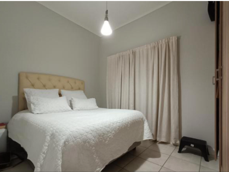 "GreenCreek Elegance: 1-Bed, Prime Location!" - Photo 3