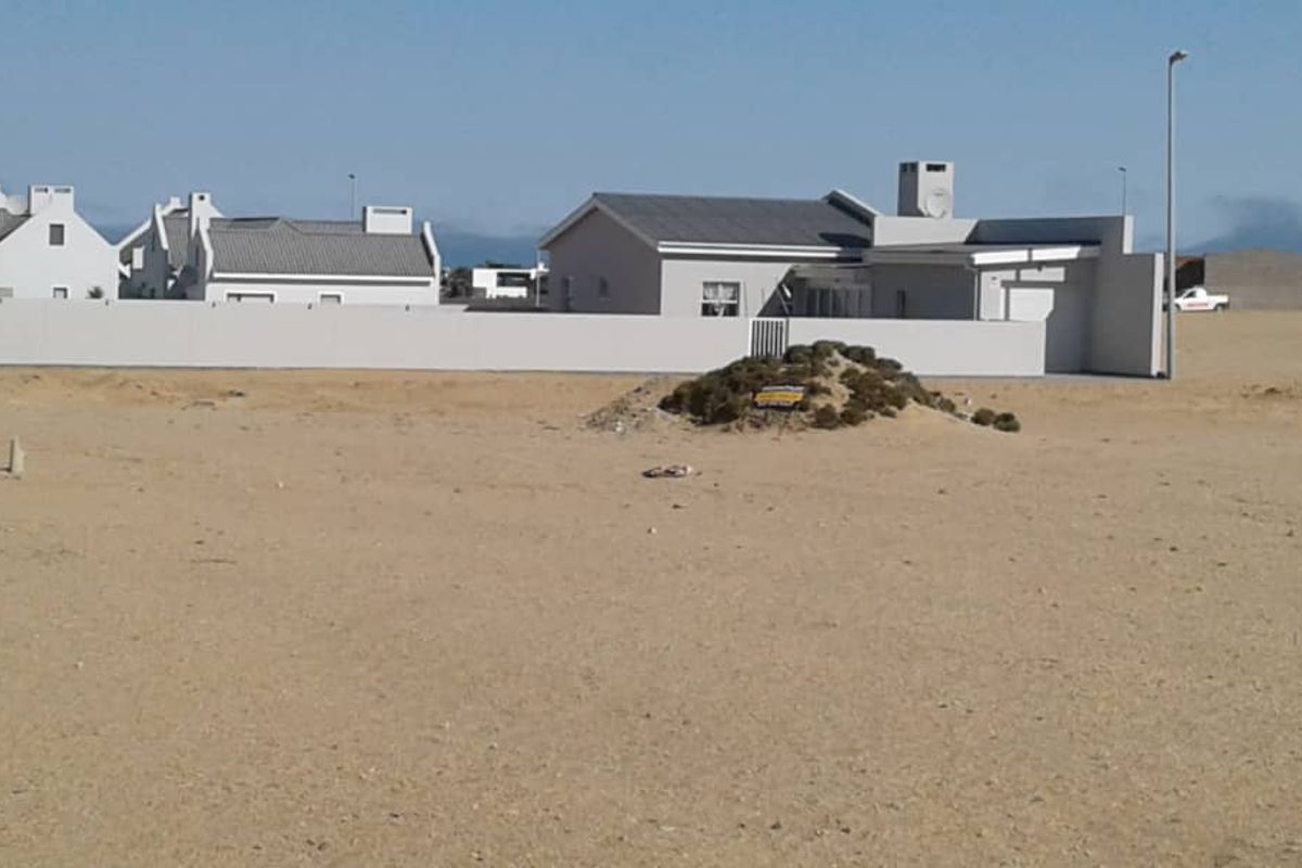 PERFECTLY LOCATED BIG ERF FOR SALE IN HENTIES BAY - SUNBAY AREA - Photo 2