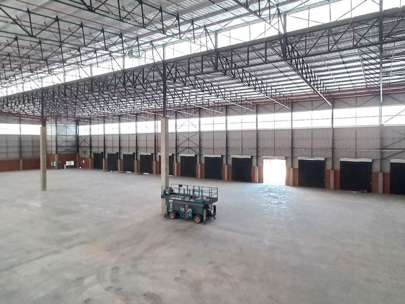 7 731m2 North Riding Warehouse To Let - Photo 10