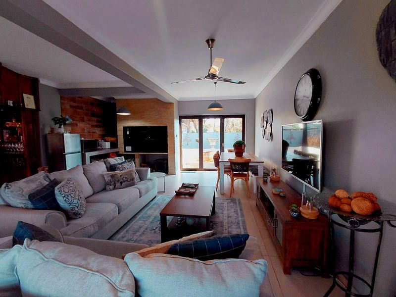Comfortable Living in a Secure Complex with Great Amenities - Photo 8