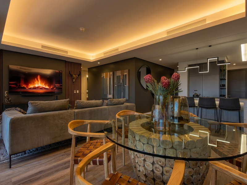 Sophisticated Fully Furnished 3-Bedroom Residence in Steyn City City Centre - Photo 8