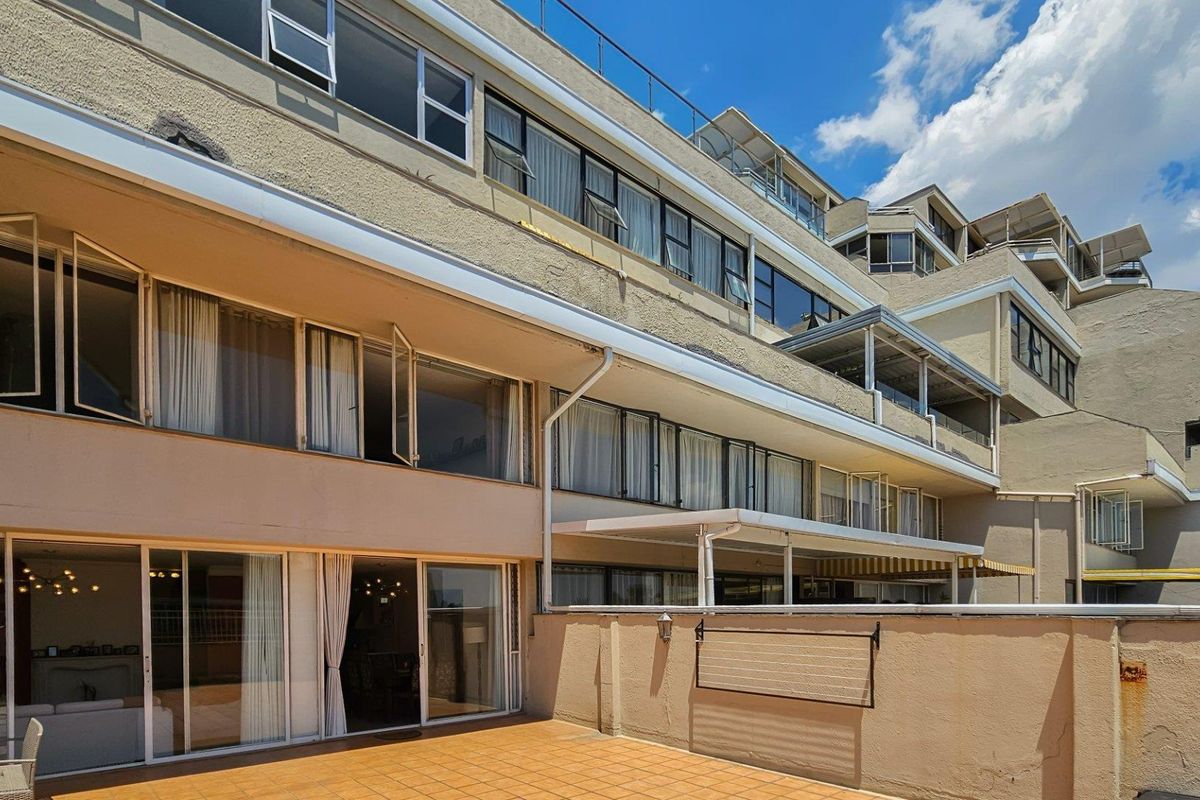Duplex! With a large terrace on the Ridge! - Photo 5