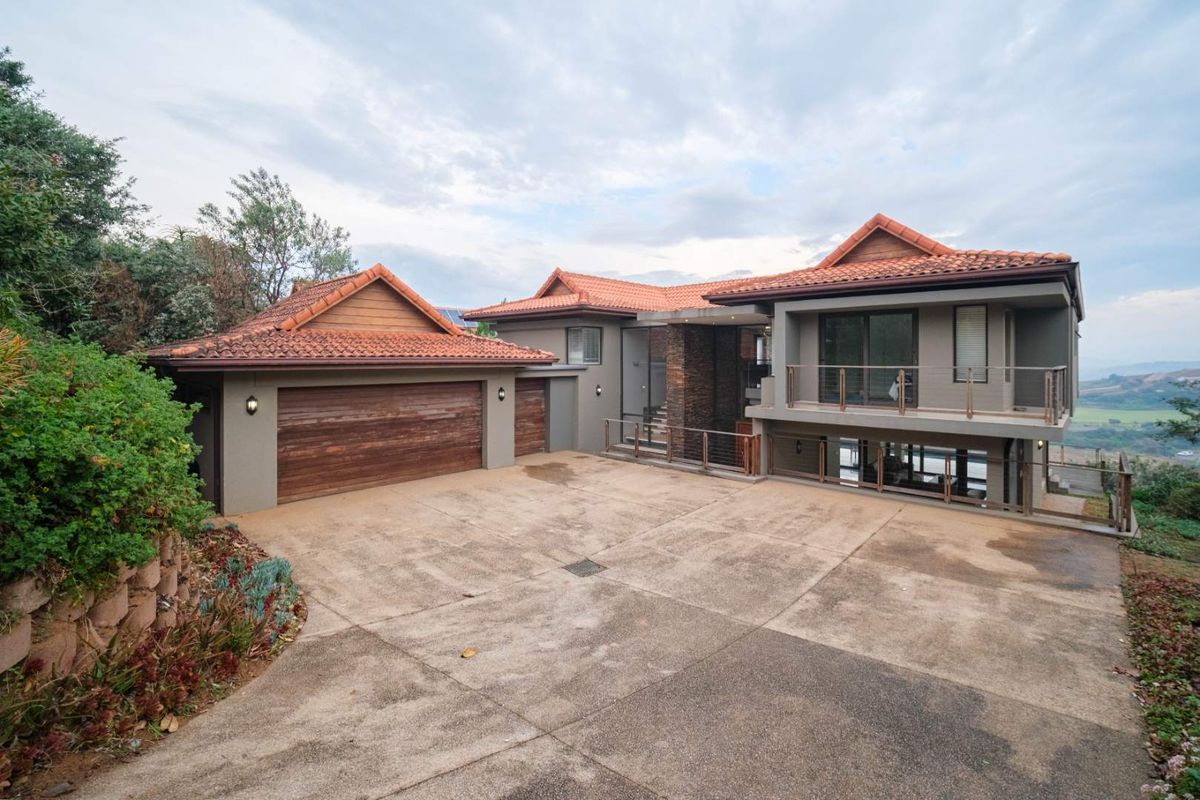 Priced to sell – an exceptional opportunity to own a piece of paradise in one of South Africa’s most sought-after estates. - Photo 2