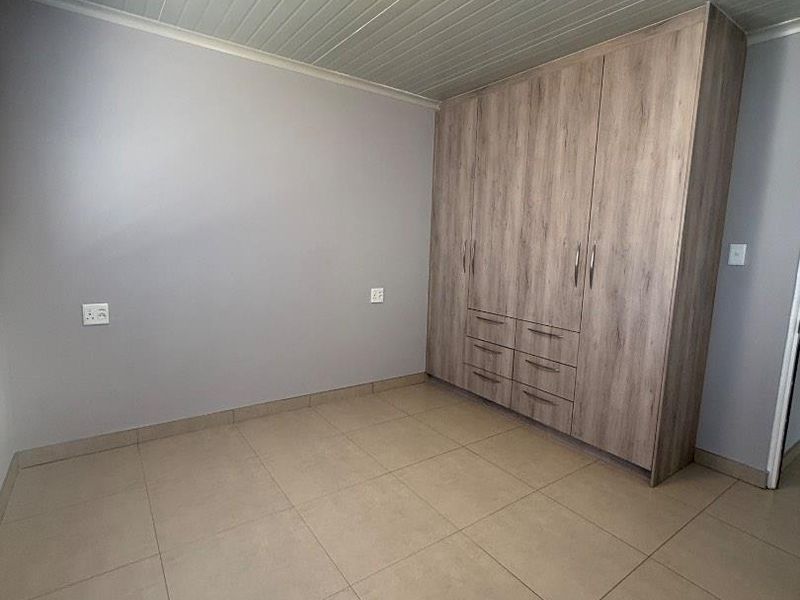 Retirement Village - Photo 4