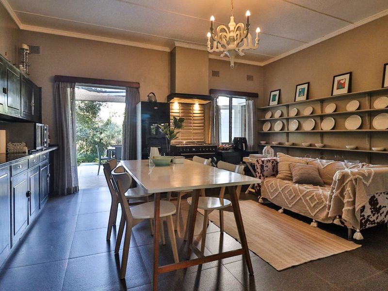 Timeless Architectural Masterpiece – A Rare Lowveld Gem - Photo 4
