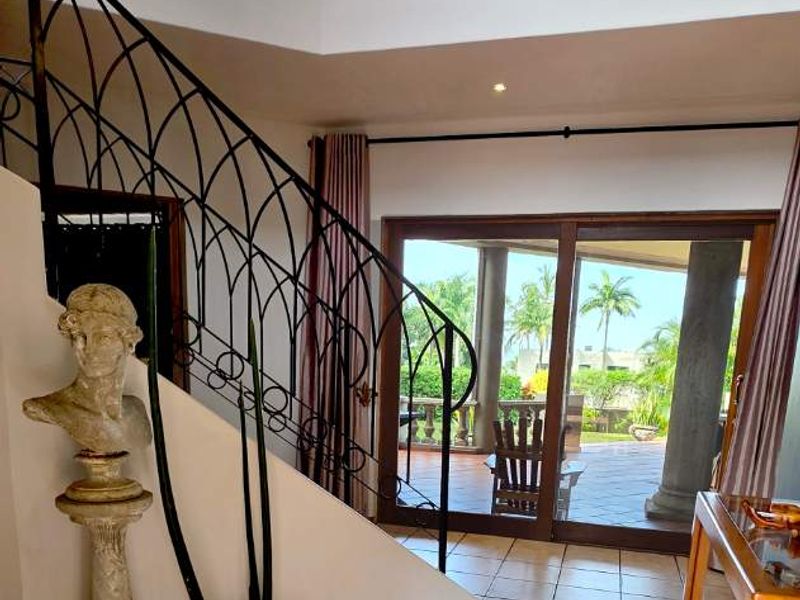 HENDRA - 4 BEDROOM WELL LOVED FAMILY HOME IN UMHLANGA - Photo 4