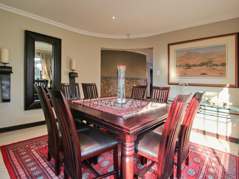 Ext 1, Otjiwarongo:  Stunning 4 Bedroom Home is for Sale - Photo 10