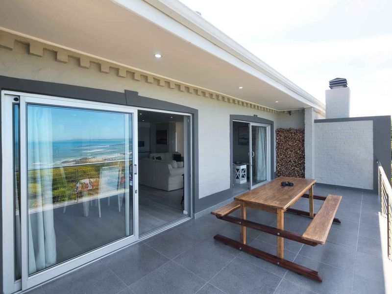 A Villa on the Shore - Photo 7