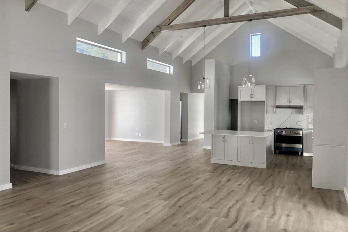 Modern family home for the discerning - Photo 3