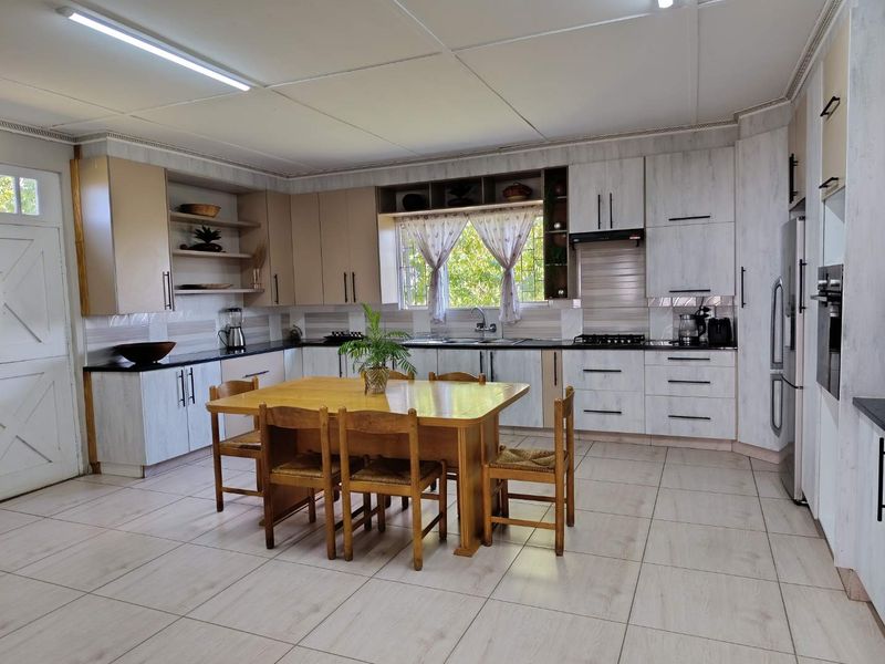 Charming Agricultural Holding for Sale – Hallgate, Nigel - Photo 9