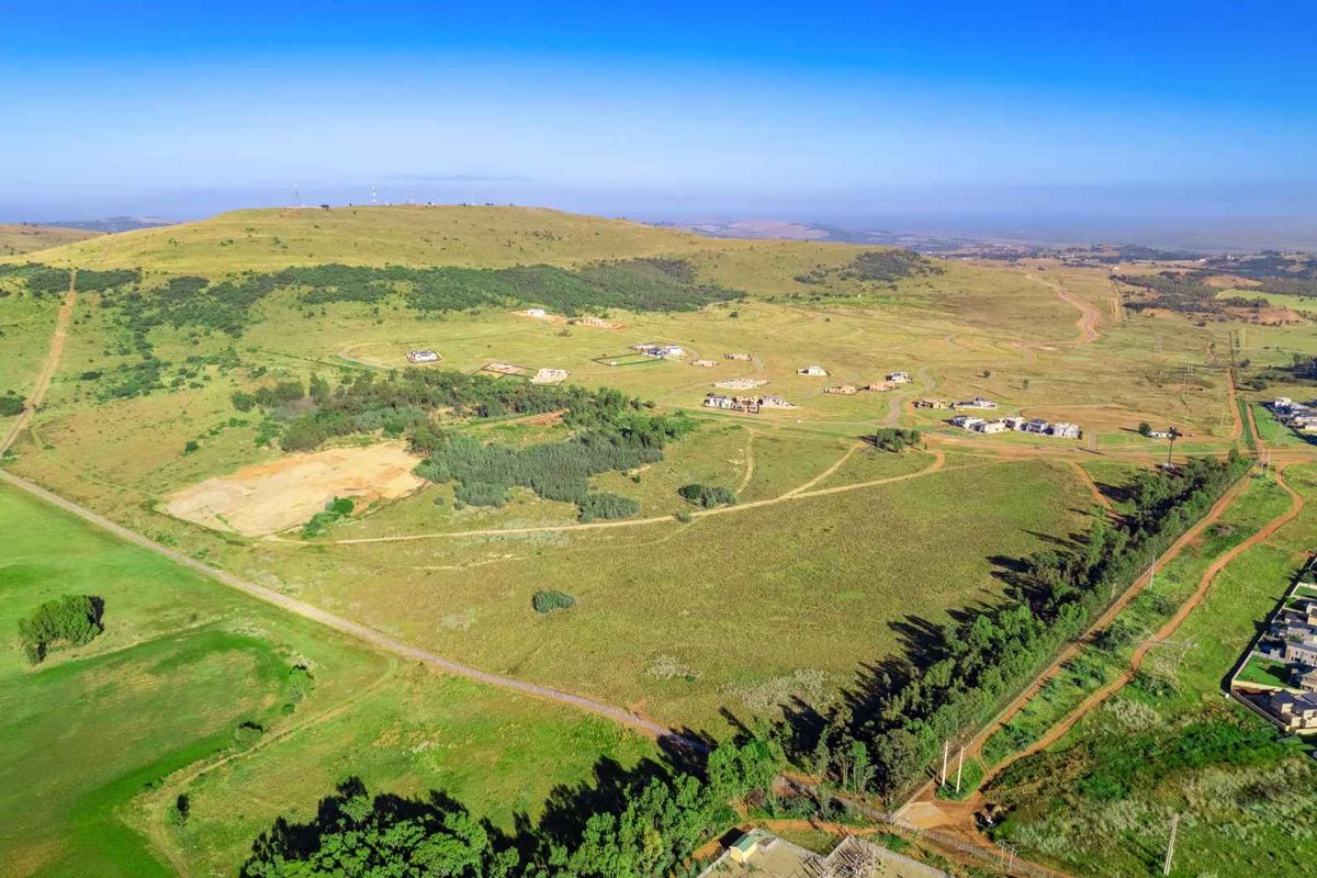 2326sqm of Prime Land in the Heart of Eye of Africa’s Lifestyle Precinct. - Photo 3