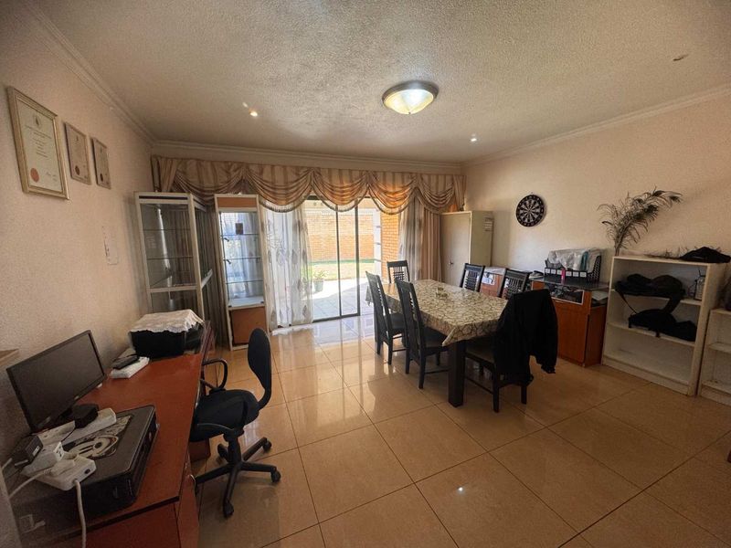 Huge Double Story Home for Sale - Photo 9