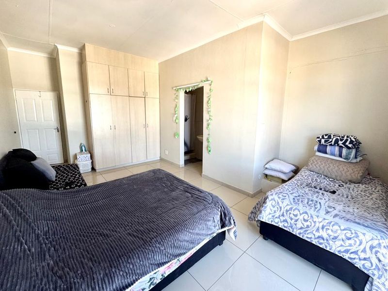Sectional Titile Unit For Sale In Hochland Park - Photo 4