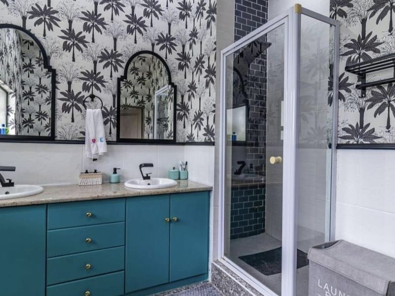 Stunning Fully Furnished Rental In Secure Midstream. - Photo 10