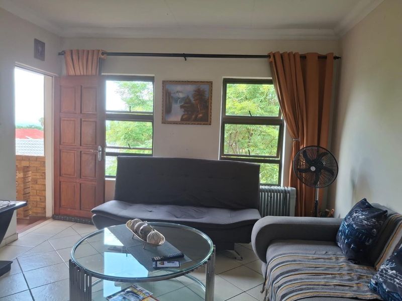 Secure solar powered two bedroom home featuring a built-in braai - Photo 8