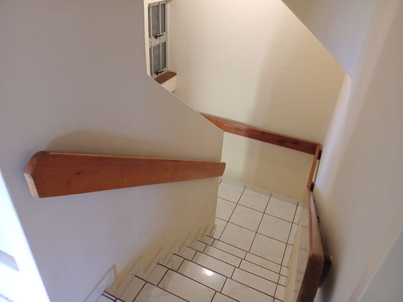 Welcome to this charming and versatile duplex that’s all about comfort, style, and easy living - Photo 10