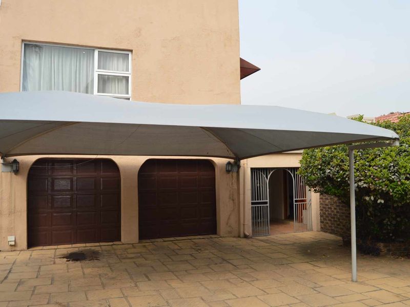 Four Bedroom Family Home For Sale in Brackendowns - Photo 3