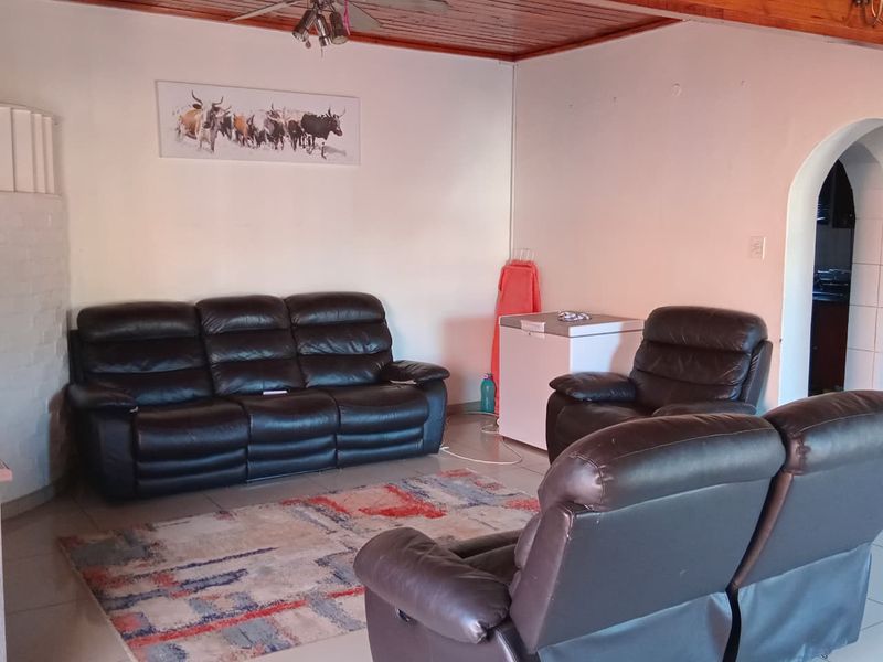 Chasedene – Fully Furnished Investment Property. - Photo 2