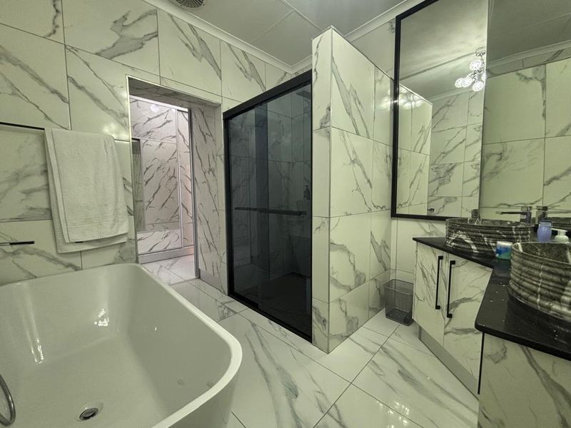 Newly renovated home for sale in Kleine Kuppe - Photo 3