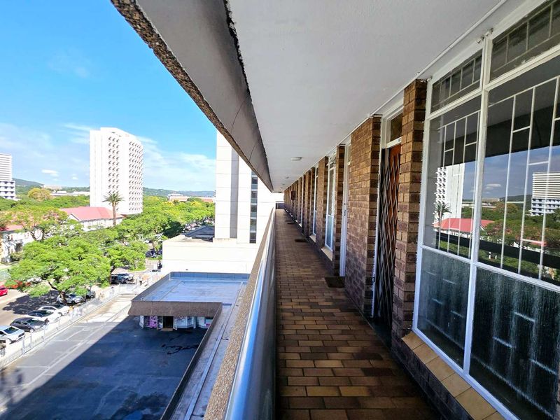 Convenient Living in the Heart of Hatfield - Photo 2