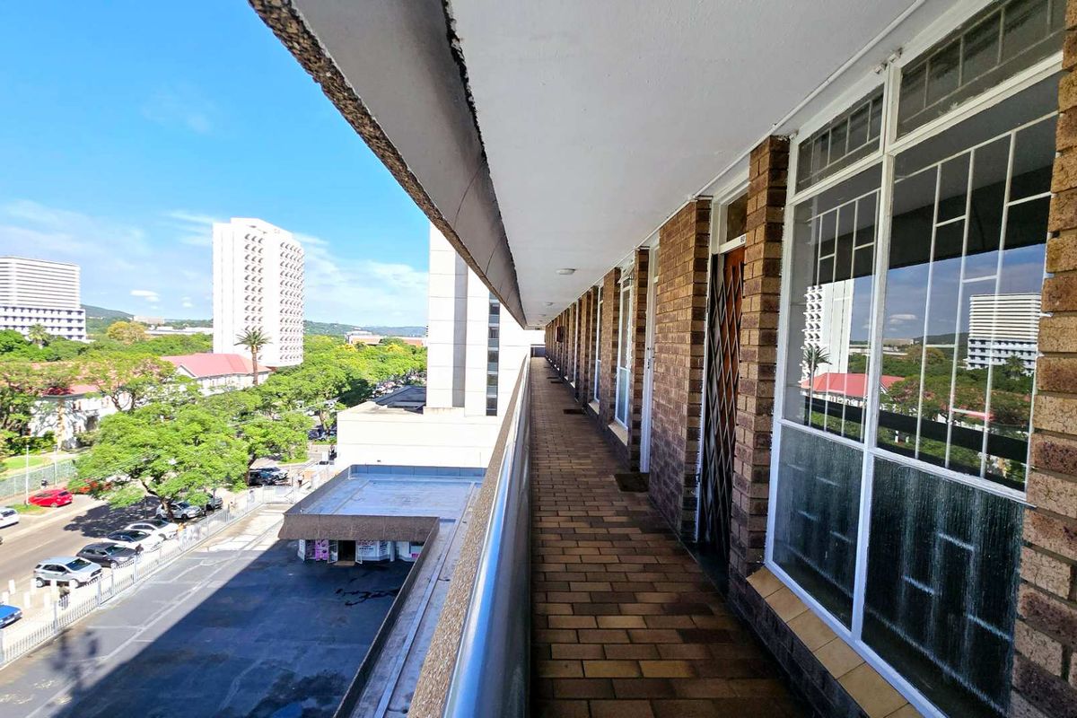 Convenient Living in the Heart of Hatfield - Photo 2