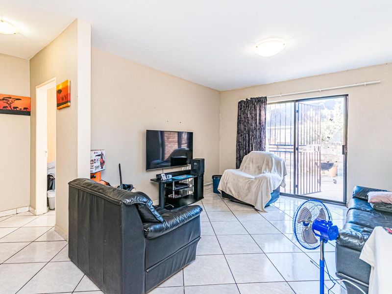 Modern Apartment For Sale - Photo 2