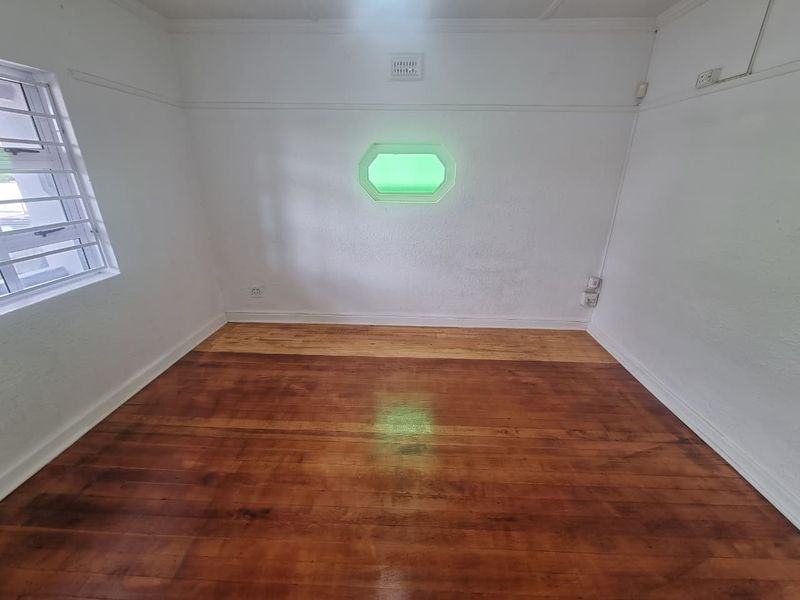 Unfurnished 2-bedroom Cluster House To Ret in Lansdowne - Photo 7