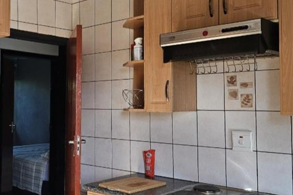 Enormous property for sale. - Photo 4