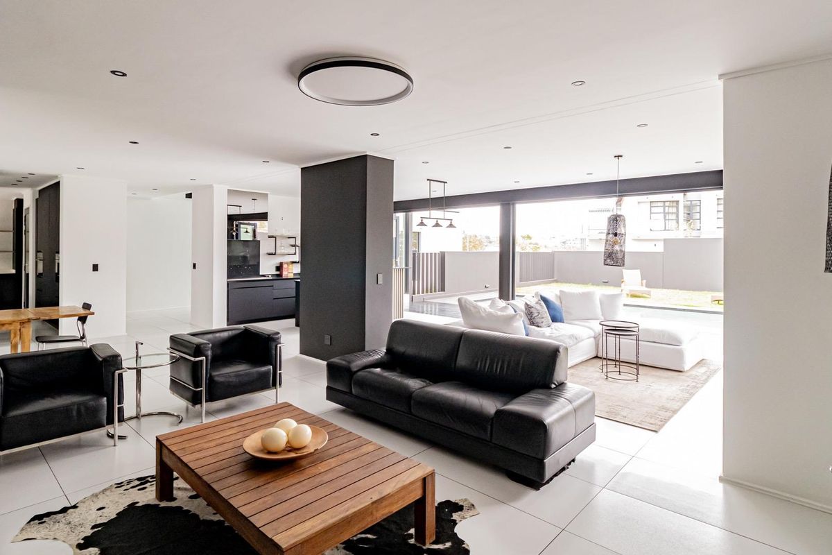 Stop Scrolling – This Helderfontein Gem Has It All! - Photo 3