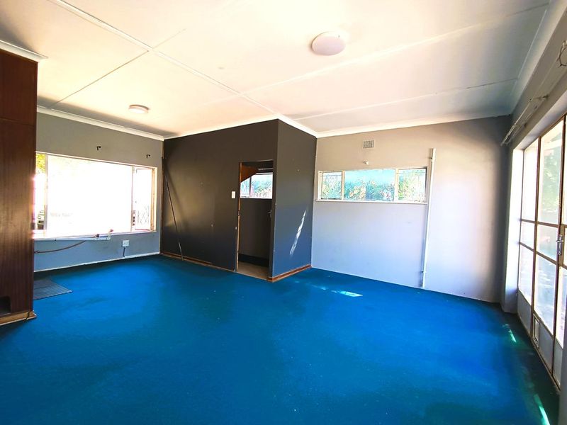 Prime Investment Opportunity – Corner Stand Gem Near UFS - Photo 6