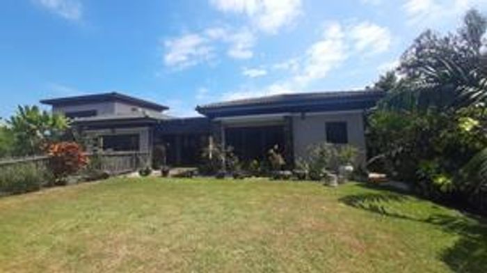 Property #2399973, House For Sale in Palm Lakes Estates