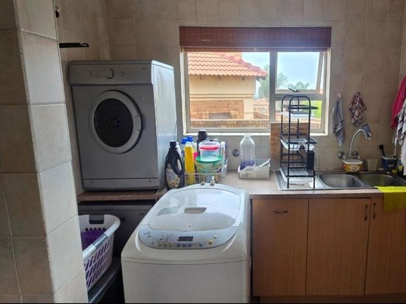 Double storey Cluster - Photo 8