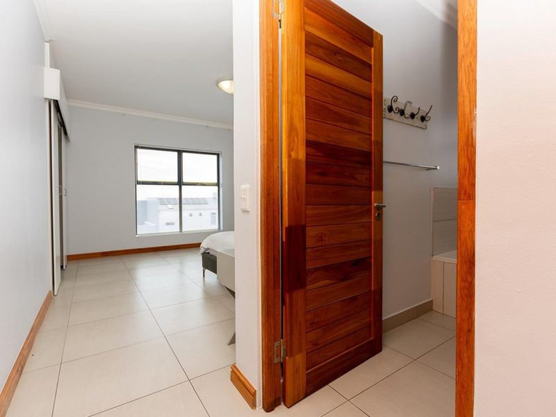 5 Bedroom House for sale in Calypso Beach Estate - Photo 9