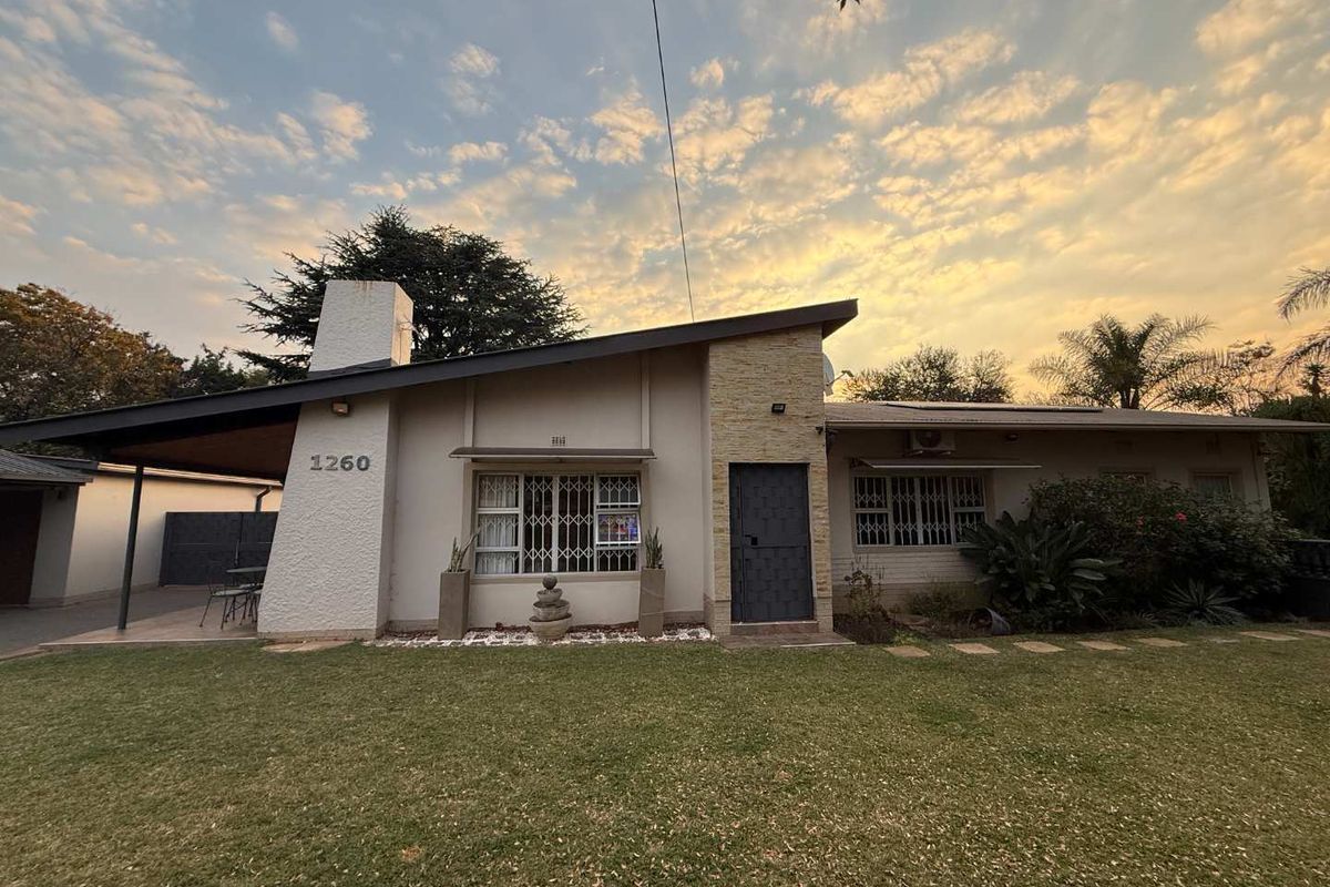 3 Bed, 2.5 bath family home in Queenswood Ext 2 - Photo 2