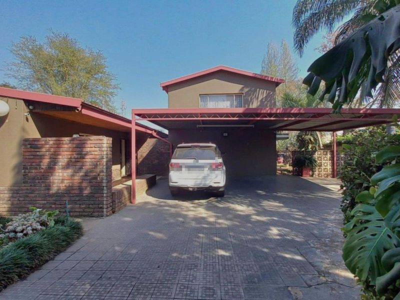 Three bedrooms house for sale in Daspoort - Photo 3