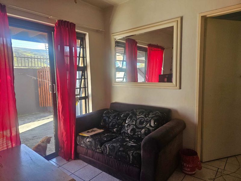 Ground floor 1 Bedroom flat in Three Sisters Kleinmond - Photo 5