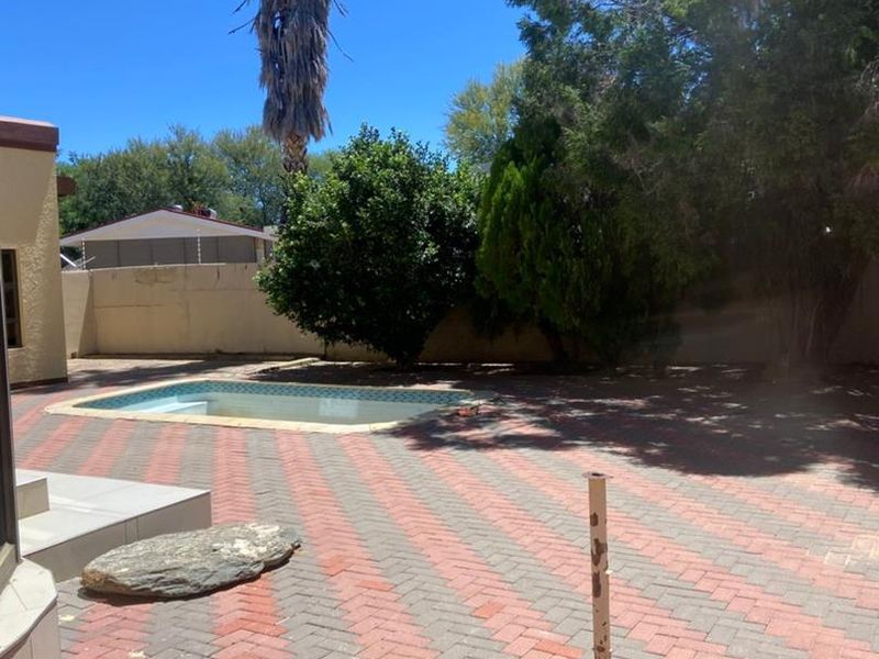 🏡 SPACIOUS FAMILY HOME TO RENT - Photo 5