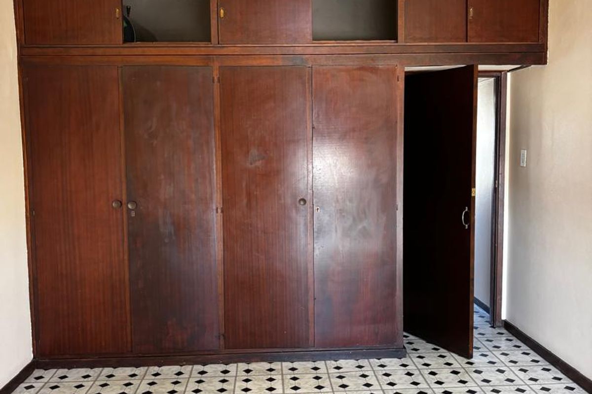 1Beroom flat with garage - Photo 2