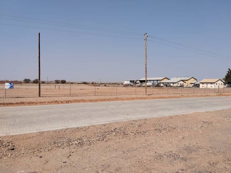 PERFECTLY LOCATED INDUSTRIAL ERF FOR SALE IN MARIENTAL – 2 OPTIONS!! - Photo 6