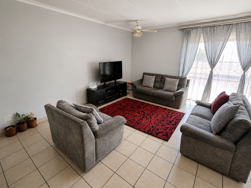 2 bedroom apartment - Photo 5