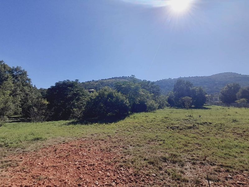 "Kosmos Ridge: Luxury Living with Nature's Backdrop!" - Photo 4