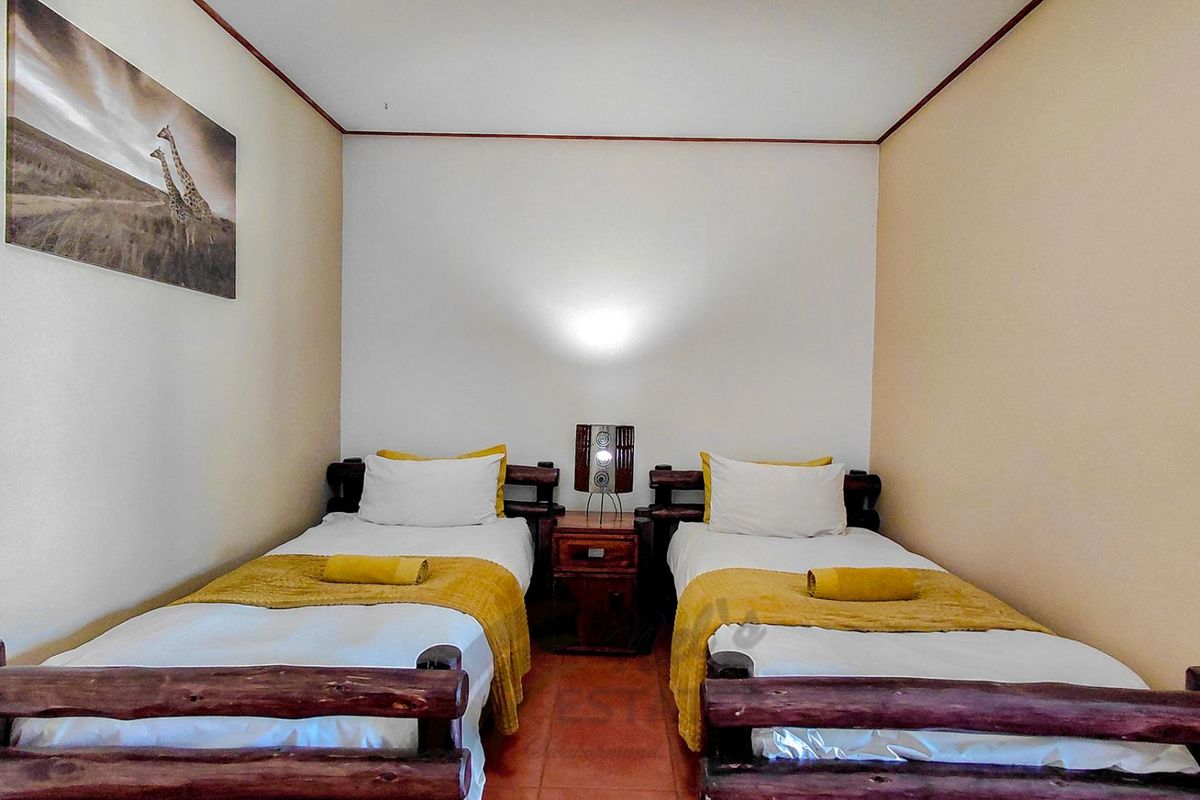 Guest House For Sale in Swakopmund Central - Photo 3