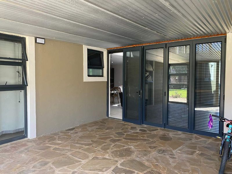 3 Bedroom Townhouse - Photo 10