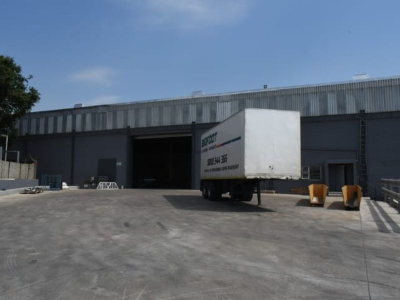 7 772m2 Isando Warehouse To Let - Photo 10