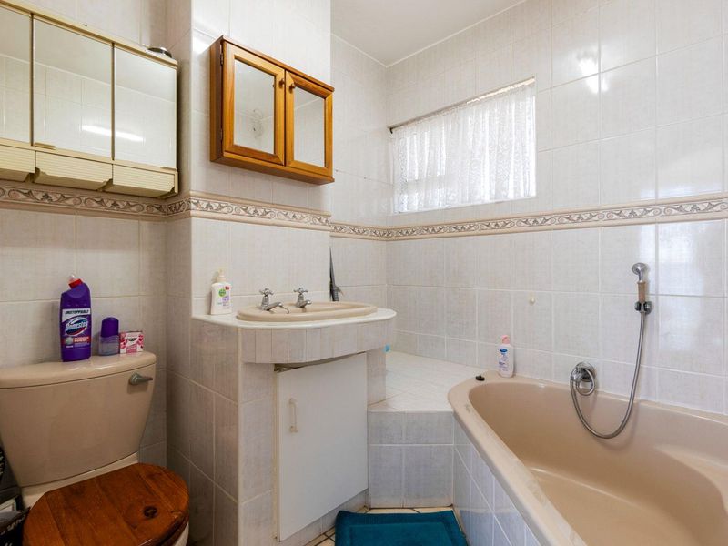 Whale watching and the sound of the ocean - Photo 8