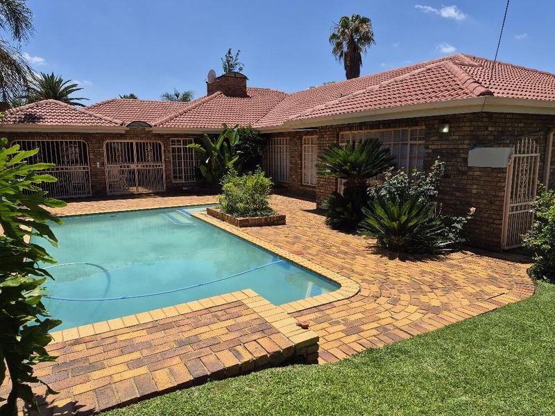 Luxurious family home - Photo 4